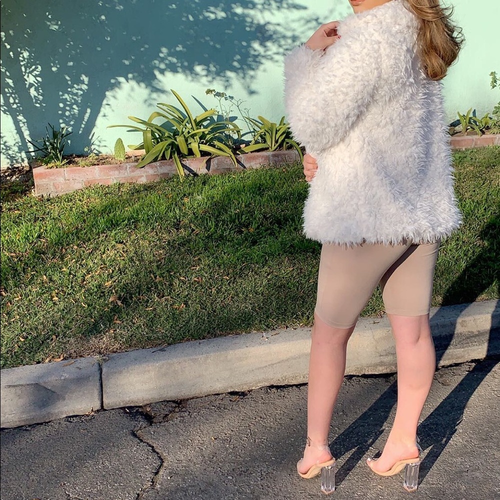 Coat - Picture 4 of 4